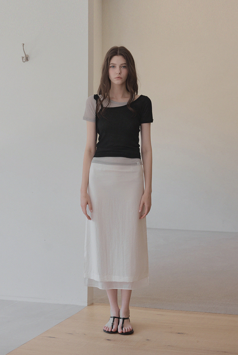 [TWEE] Winb Colorblock Layered Short Sleeve T-Shirt