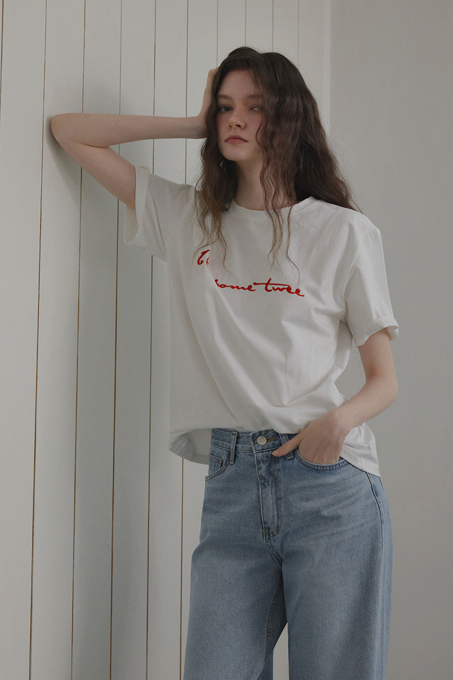 [TWEE] Poezi Big Lettering Embroidered T-Shirt