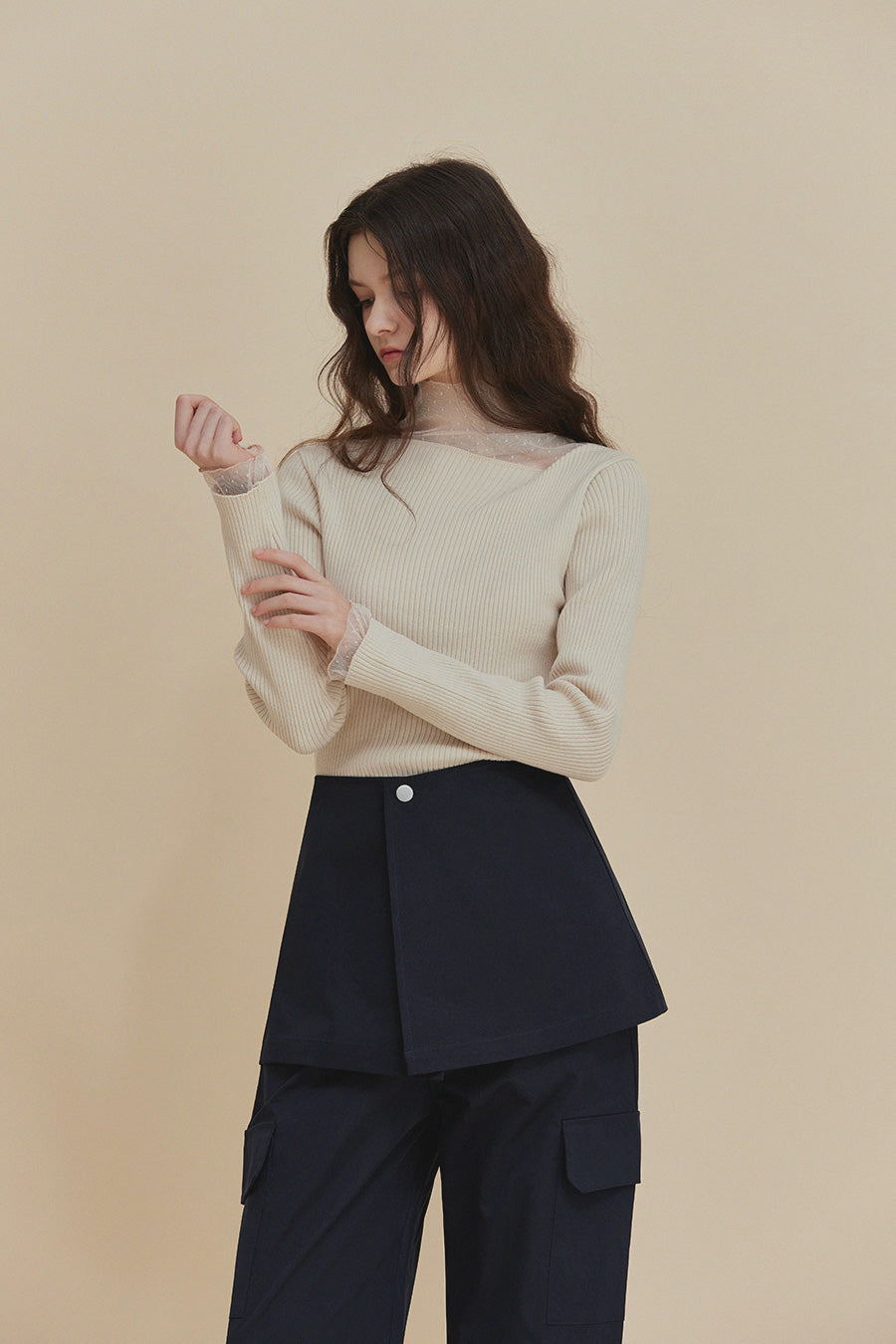 [TWEE] Tinin Asymmetric Neck Ribbed Knit