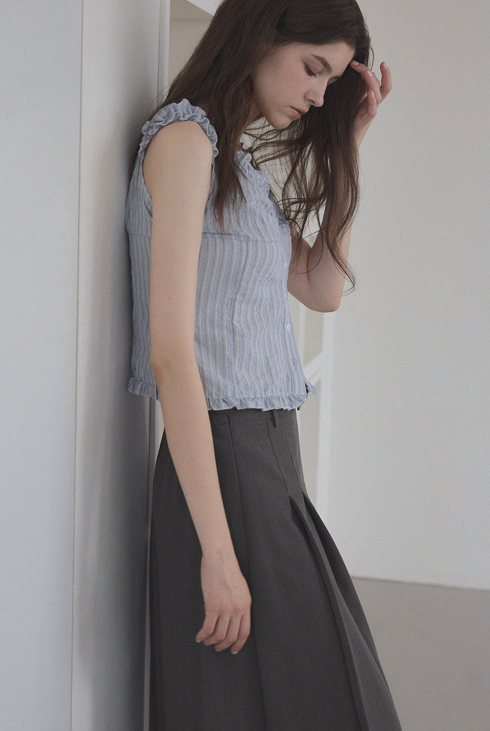 [TWEE] Luhard Frill Stripe 2-Way Blouse