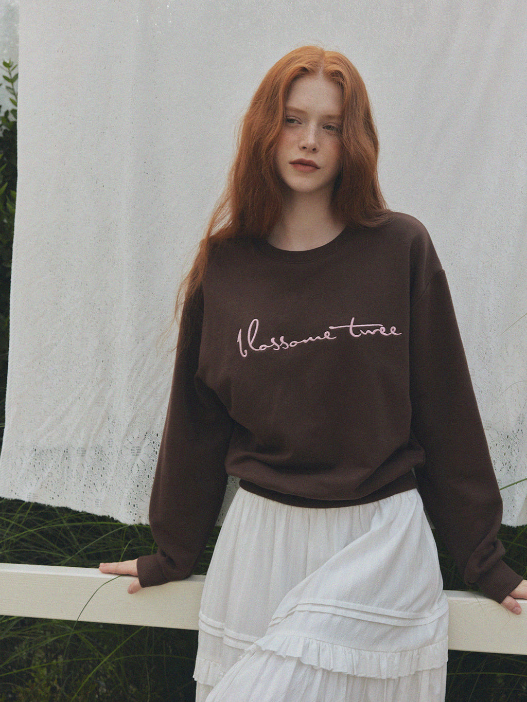 【TWEE】Poeden Big Lettering Embroidered Sweatshirt