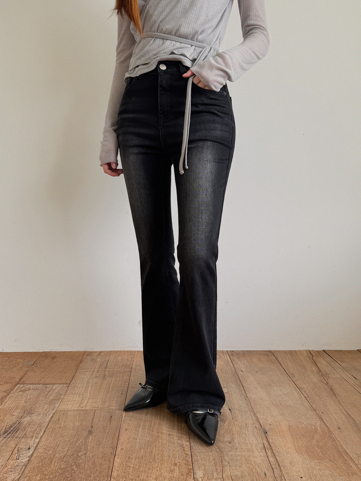 [TWEE] Nisha Vintage-Washed Bootcut Denim Pants Jean